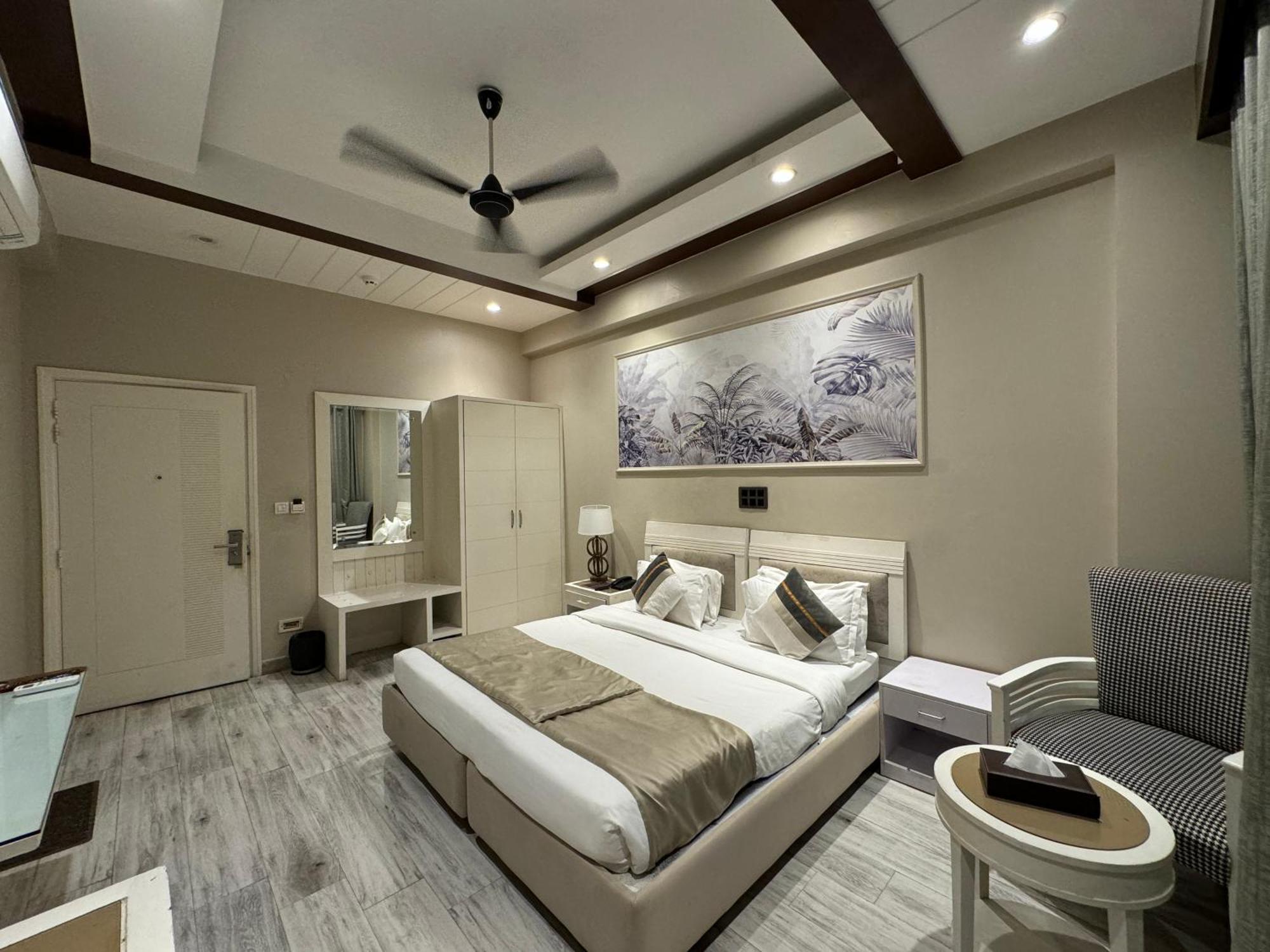 Skon Boutique By Orion Hotels New Delhi Luaran gambar